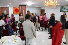 1_thumbs_4